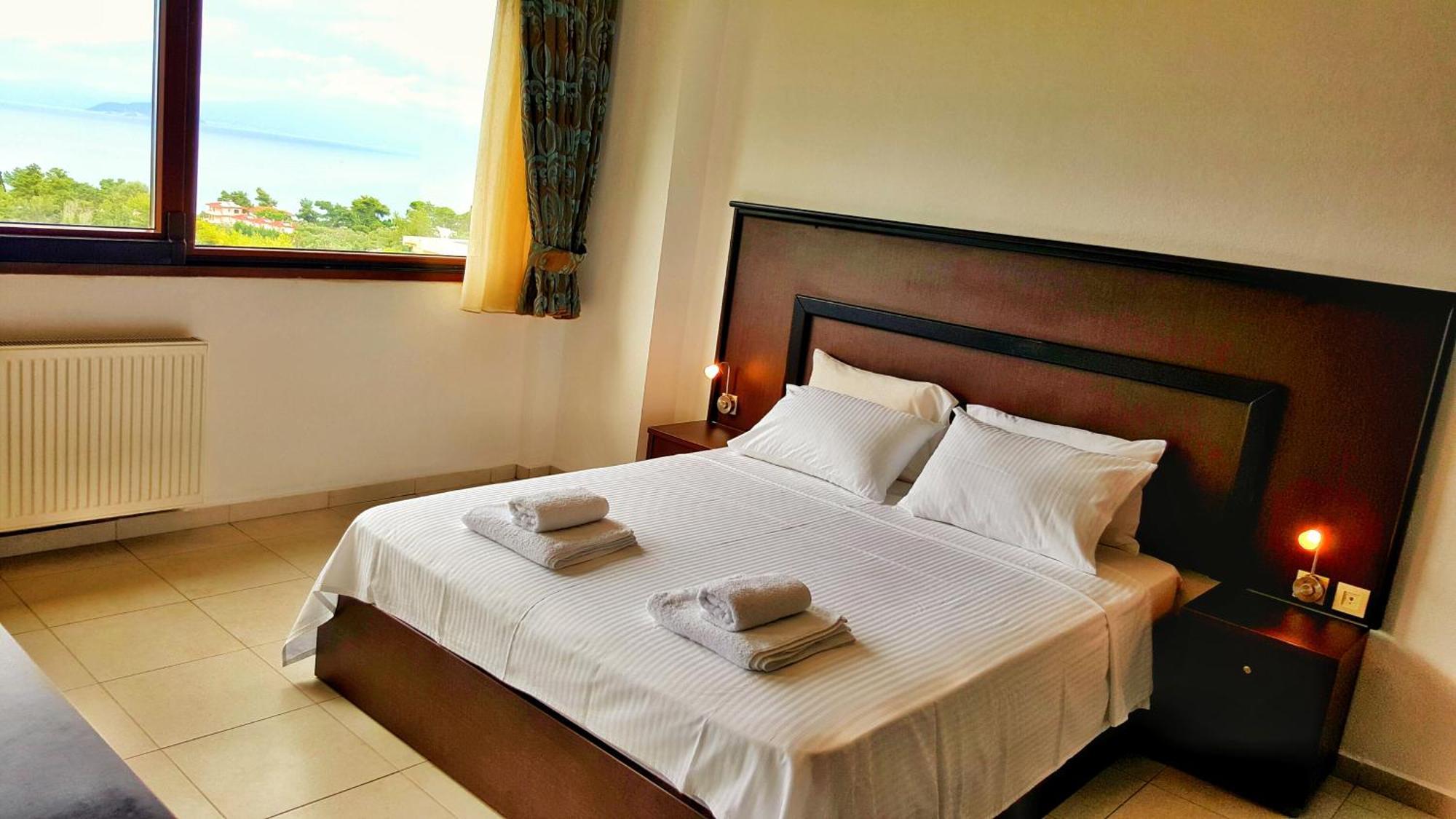 Bungalow White Tennis Apartments & Suites Пефкохори Номер фото